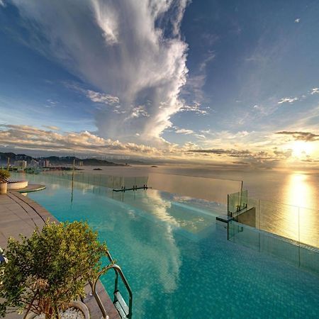 Panorama Central Nha Trang- Vietnam'S Highest Infinitive Rooftop Pool Esterno foto