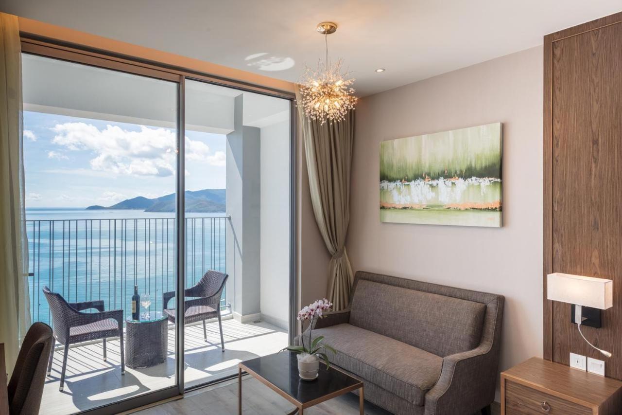 Panorama Central Nha Trang- Vietnam'S Highest Infinitive Rooftop Pool Esterno foto
