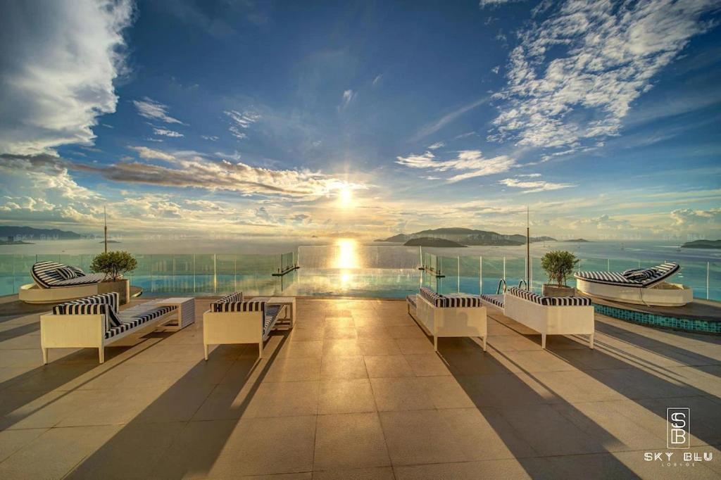 Panorama Central Nha Trang- Vietnam'S Highest Infinitive Rooftop Pool Esterno foto