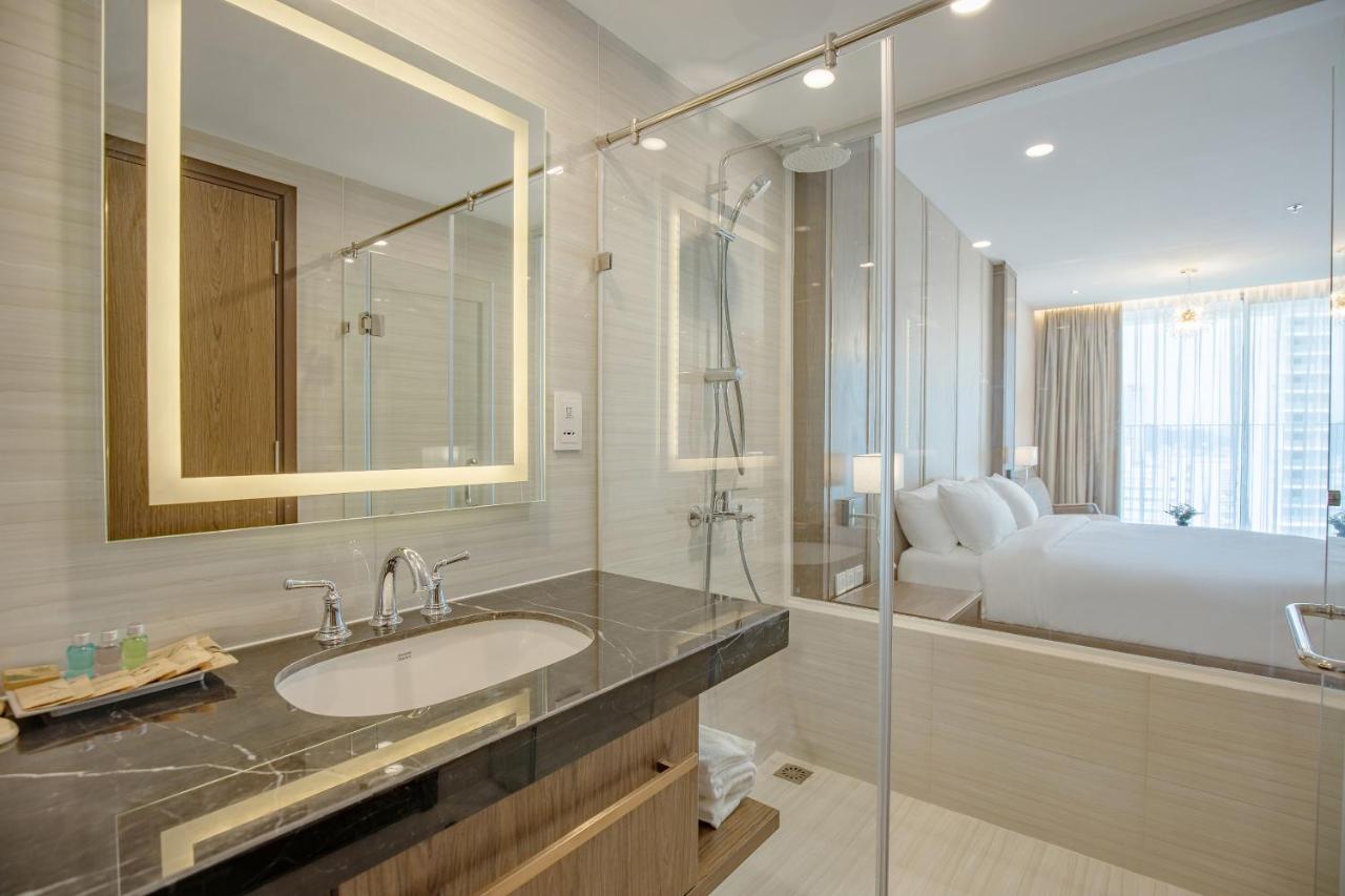 Panorama Central Nha Trang- Vietnam'S Highest Infinitive Rooftop Pool Esterno foto