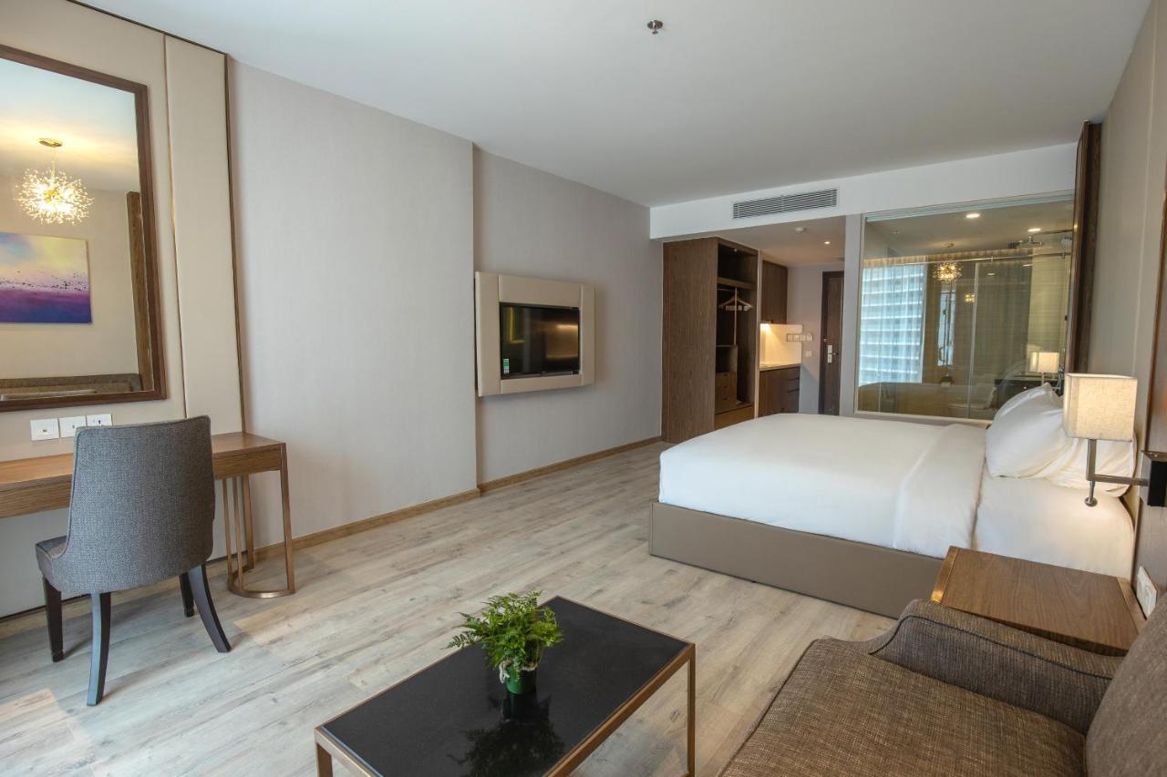 Panorama Central Nha Trang- Vietnam'S Highest Infinitive Rooftop Pool Esterno foto